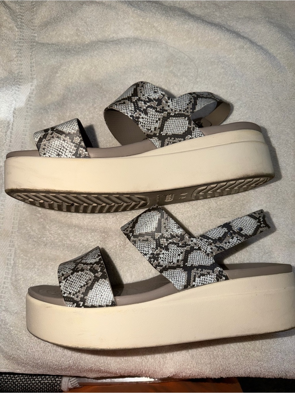 Crocs sandals - Picture 6 of 7